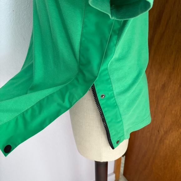 THE NORTH FACE x SACAI sz XS Green Short Sleeve Tshirt Size Zippers - Picture 5 of 11